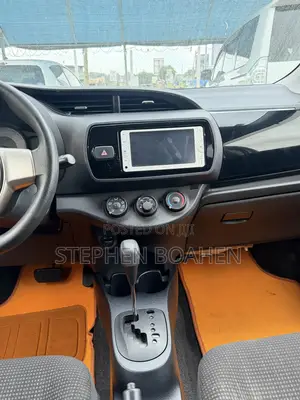 Toyota Vitz 2015 White