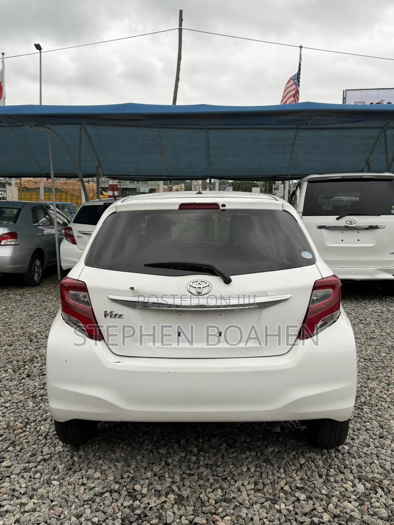 Toyota Vitz 2015 White
