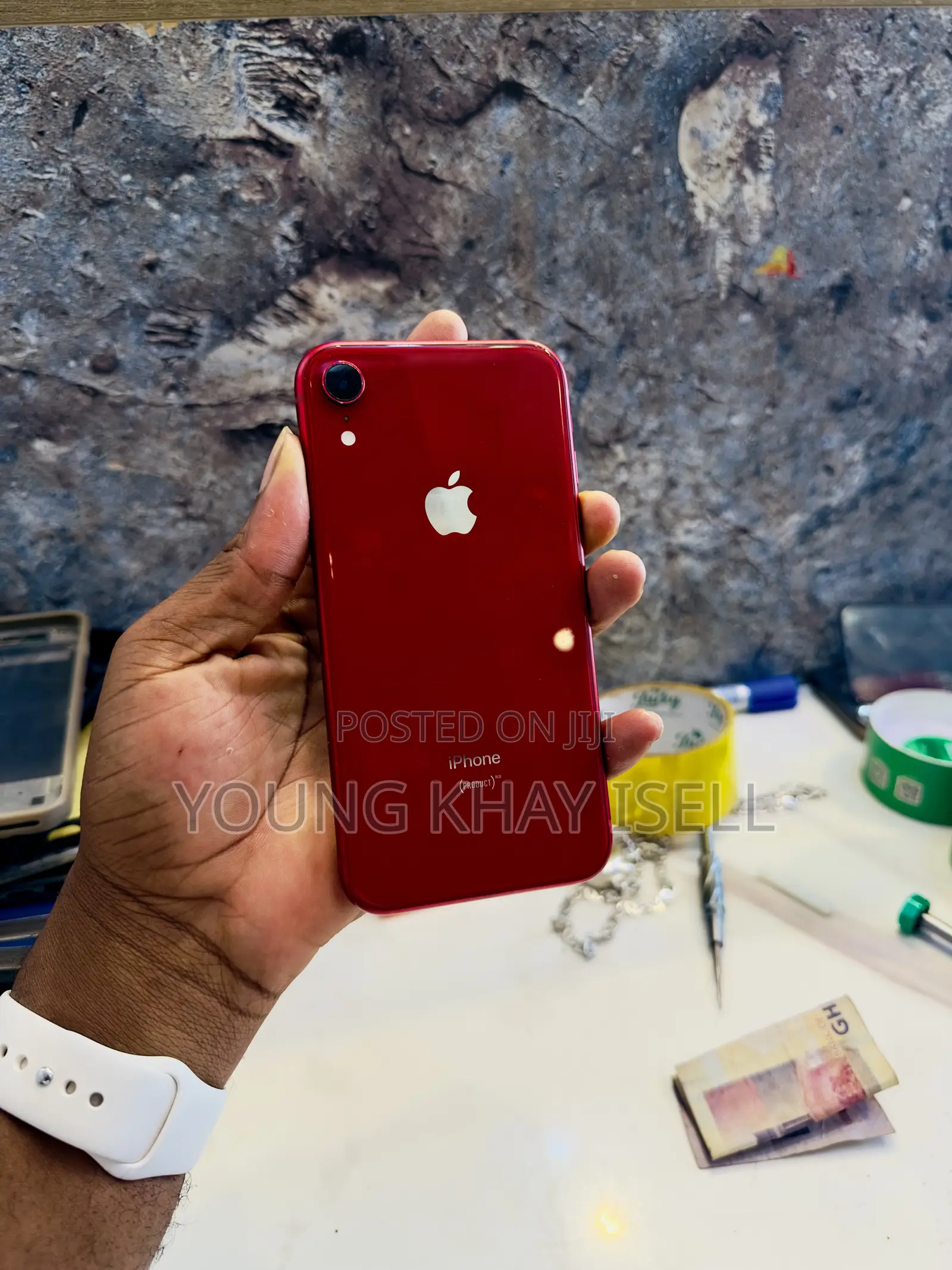 Apple iPhone XR 64 GB Red