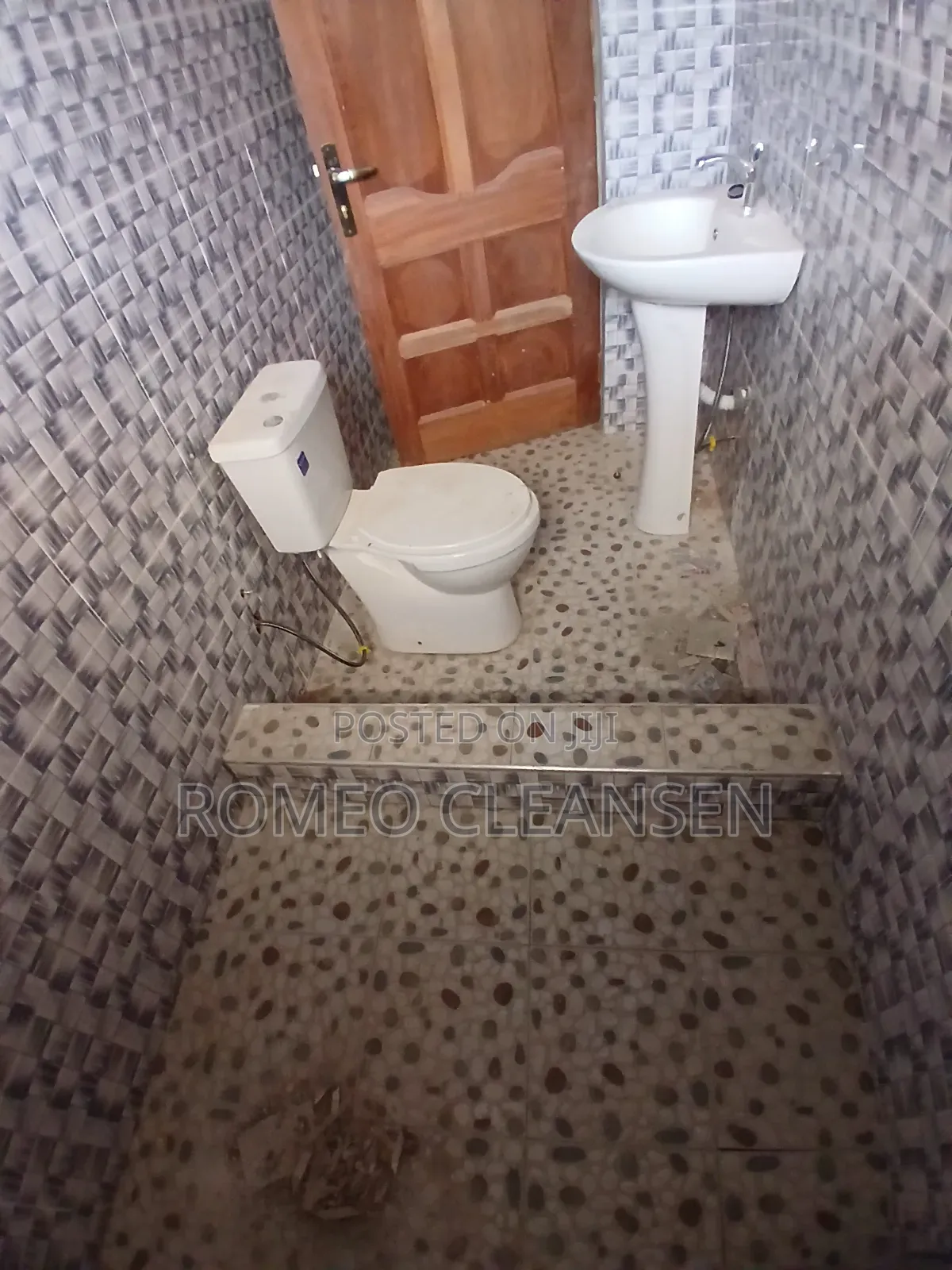 1bdrm Apartment in Atonsu Aputuogya, Kumasi Metropolitan for rent