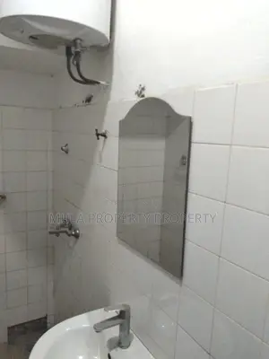 5bdrm House in Mula Property, CFC Estates for rent