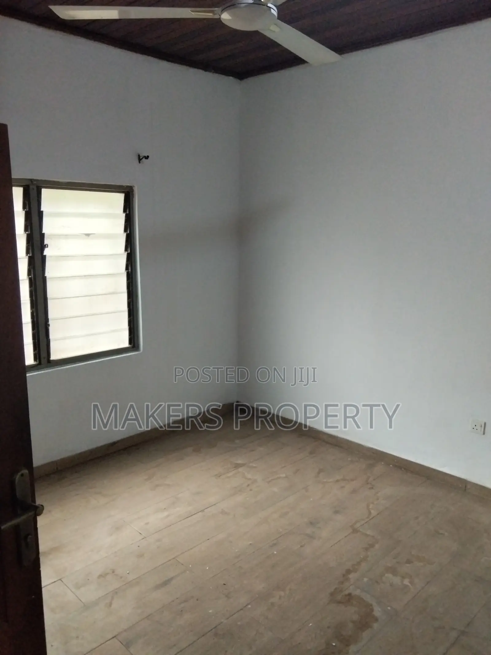 Five Bedroom House for Rent or Lease for Commercial