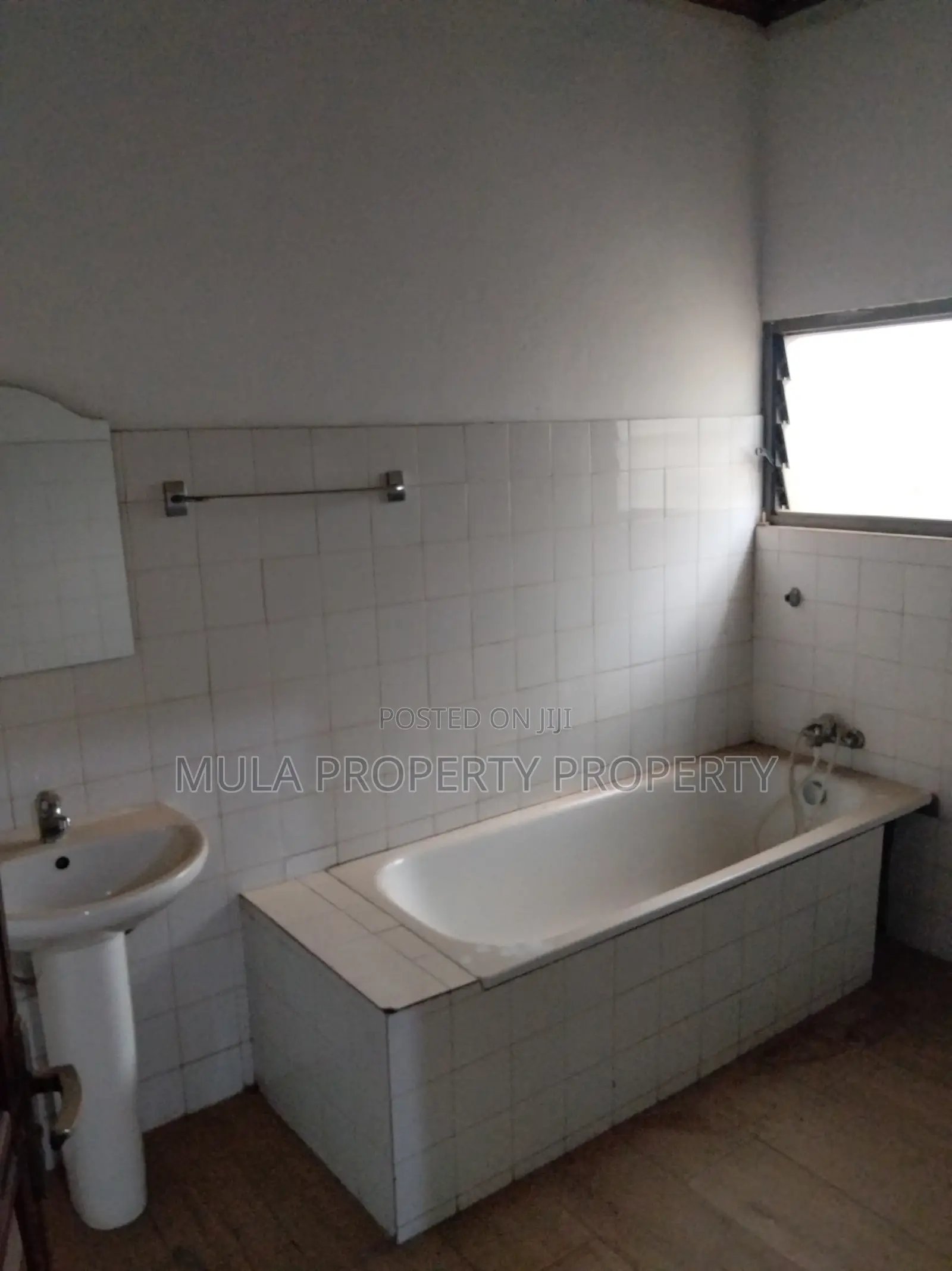 Five Bedroom House for Rent or Lease for Commercial