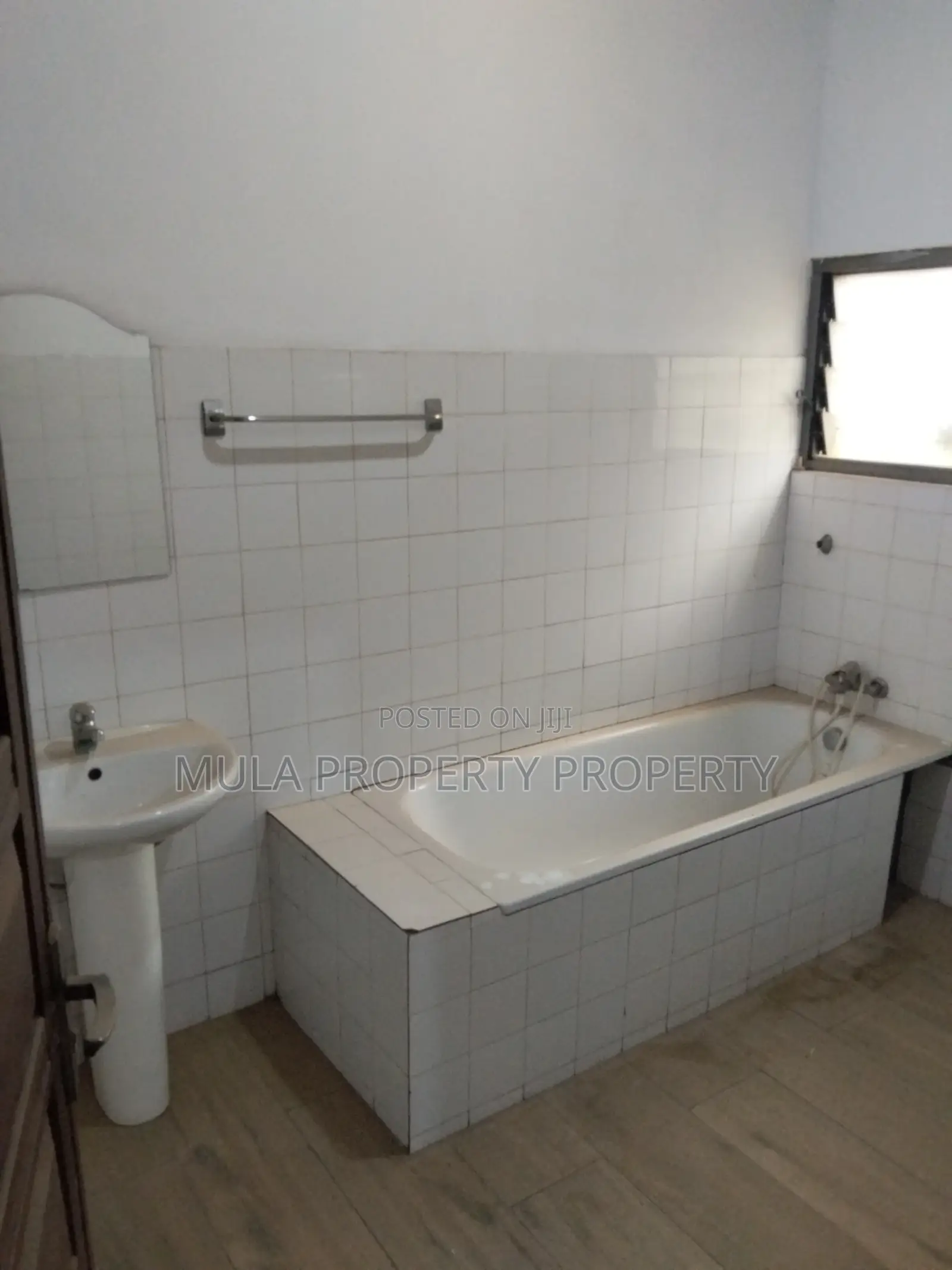 Five Bedroom House for Rent or Lease for Commercial