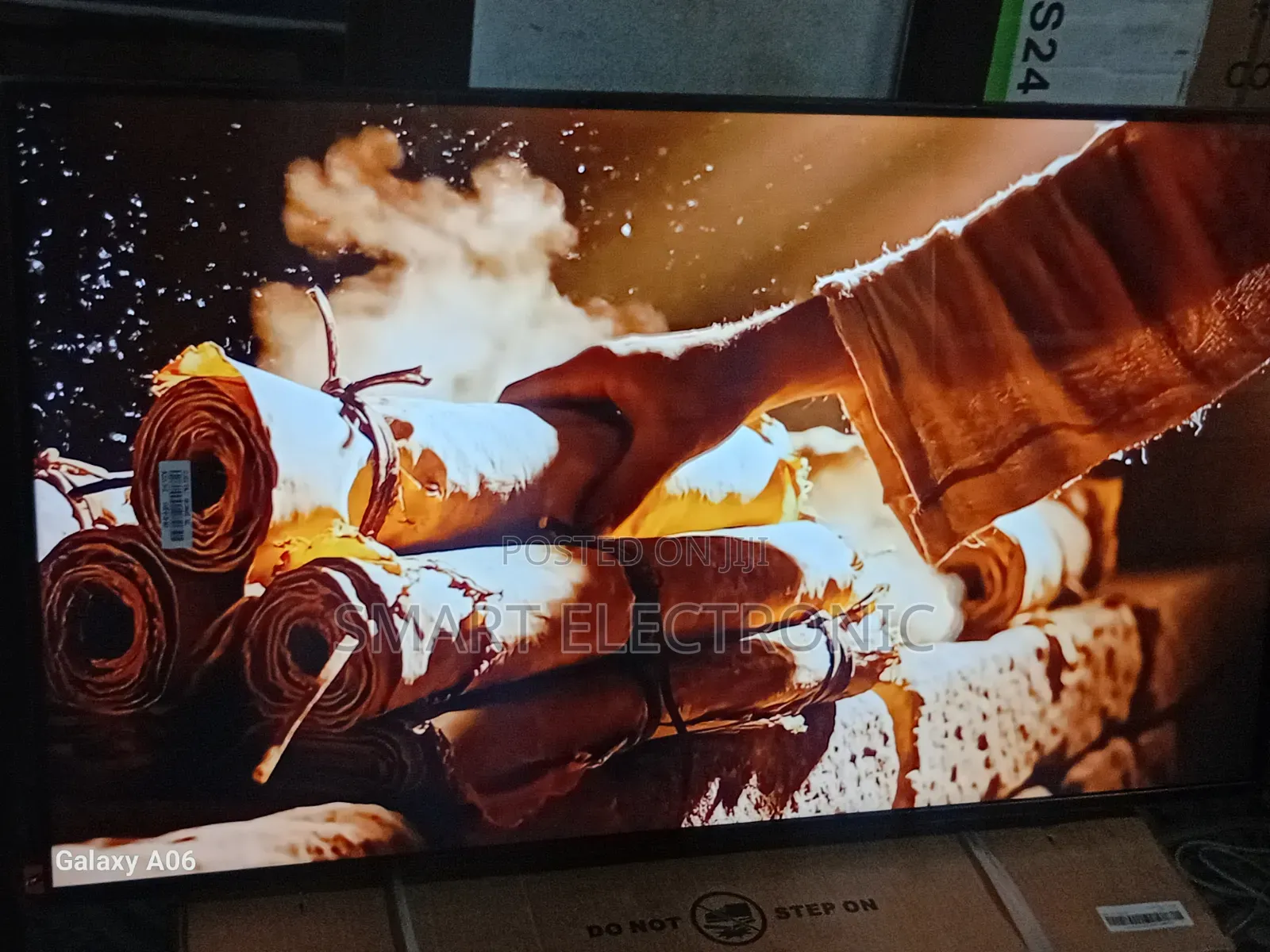 Samsung 43” Smart Entertainment Tv With Sleek Design