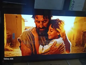 Samsung 43” Smart Entertainment Tv With Sleek Design