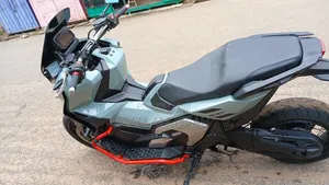 Honda 2023 Gray