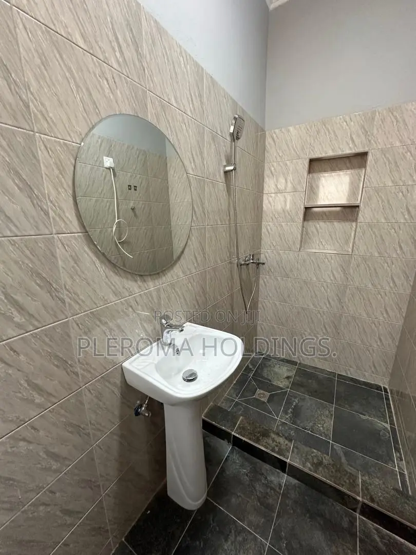 2bdrm Apartment in East Legon for rent