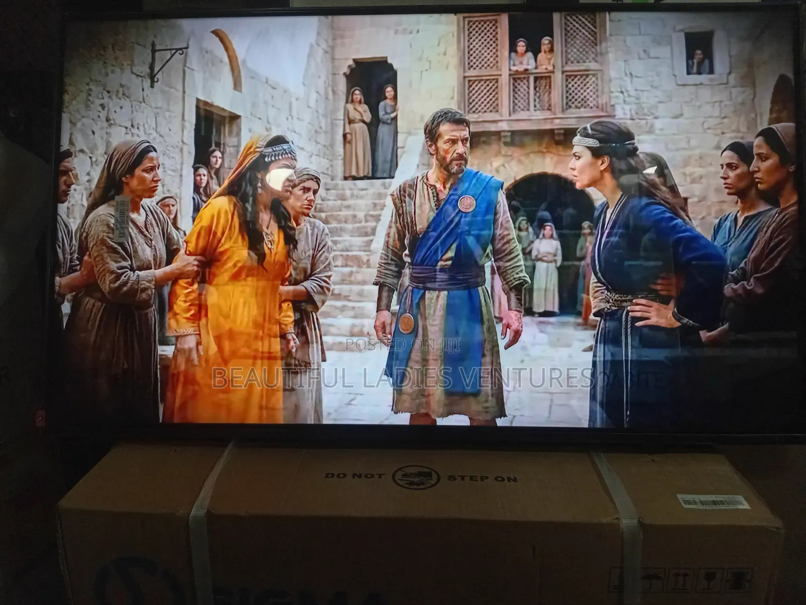 Samsung 43-Inch Smart Tv – Sleek Modern Design
