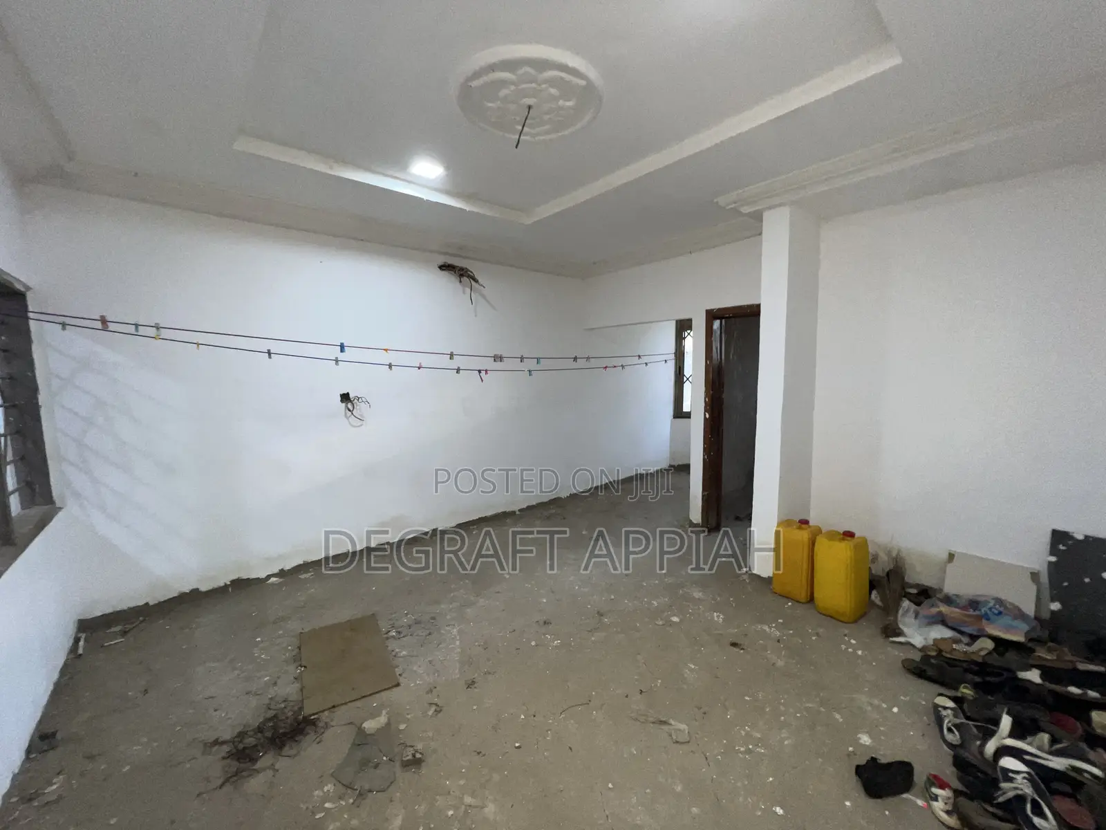 8bdrm Block of Flats in Kronum Bbc, Kumasi Metropolitan for sale