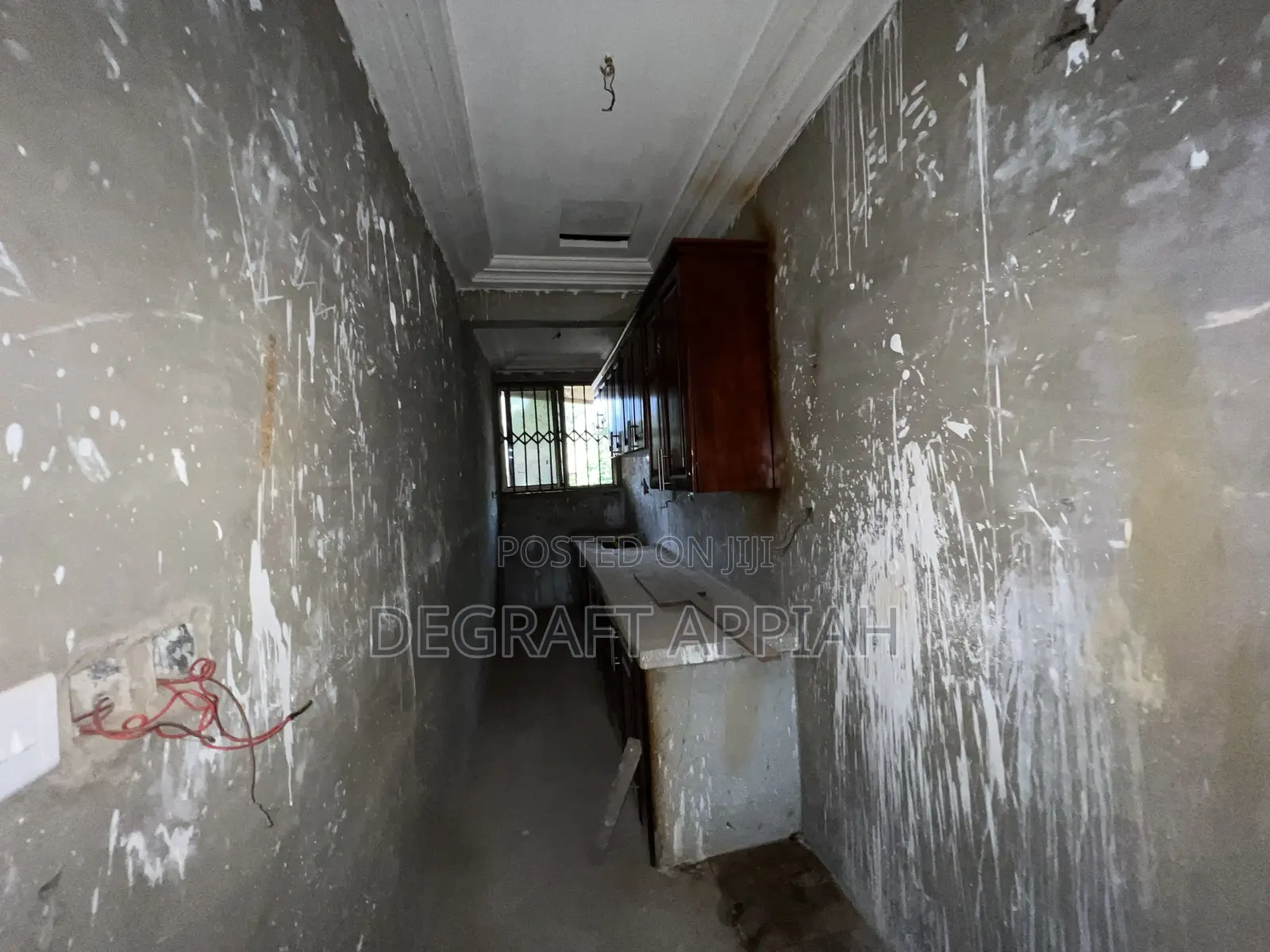 8bdrm Block of Flats in Kronum Bbc, Kumasi Metropolitan for sale