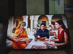 Samsung 43” Smart Home Entertainment Television