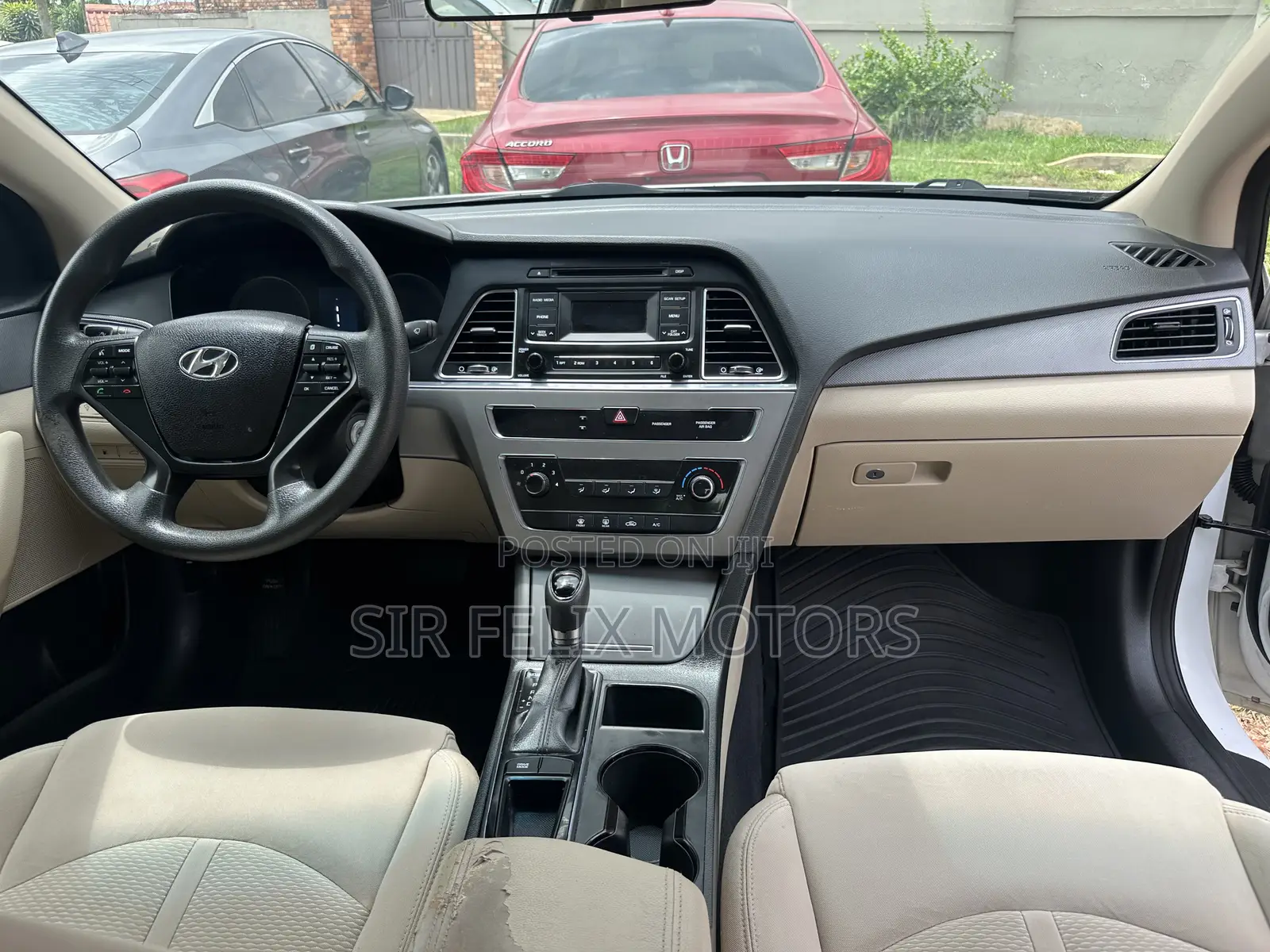 Hyundai Sonata Base Sedan FWD (2.4L 4cyl 6A) 2016 White