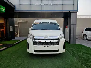 Toyota HiAce 2023 White