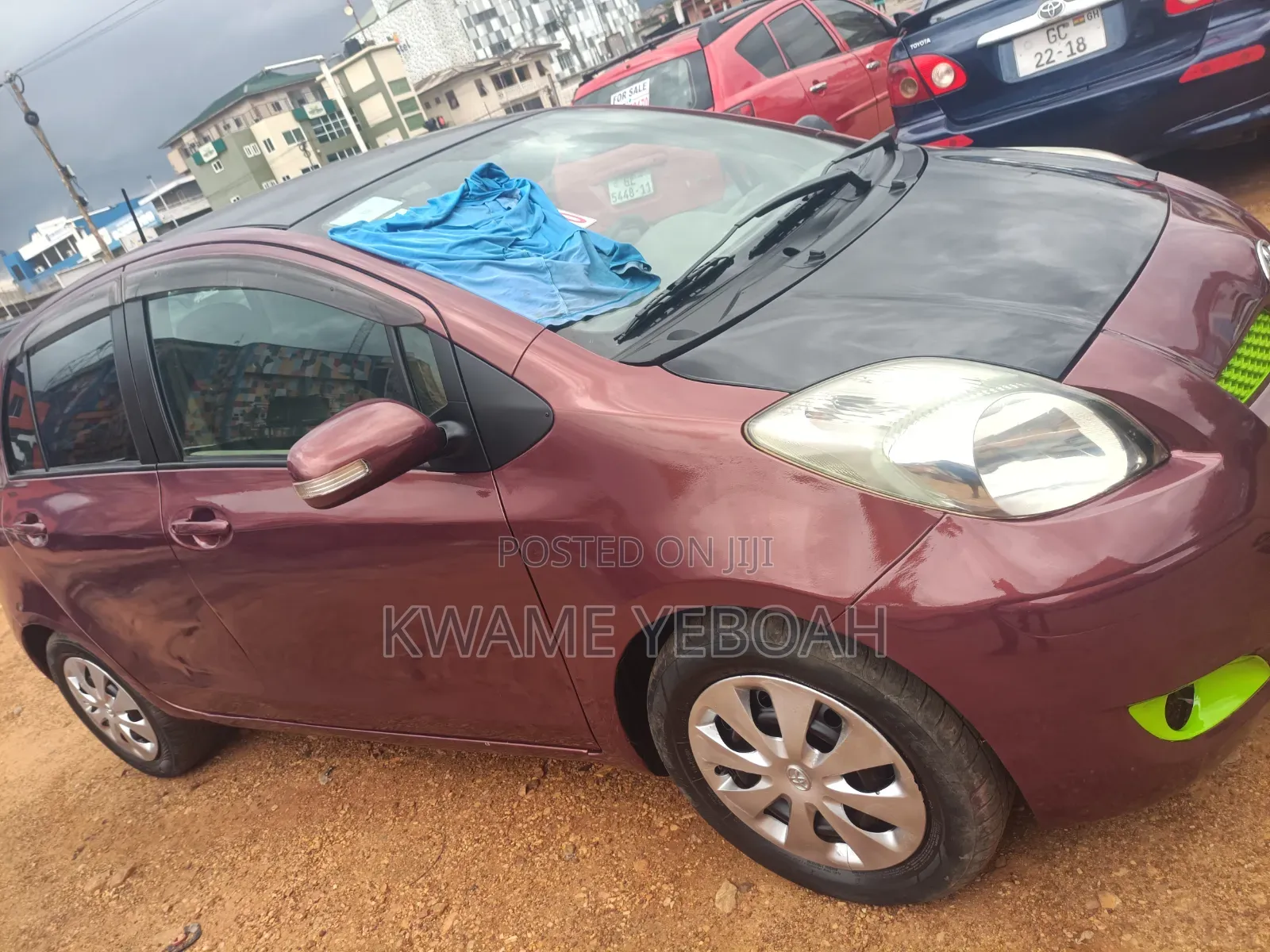 Toyota Vitz 1.0 FWD 3dr 2010 Brown