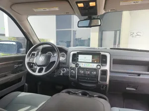Dodge RAM 1500 5.7 Petrol RWD 2016 Gray