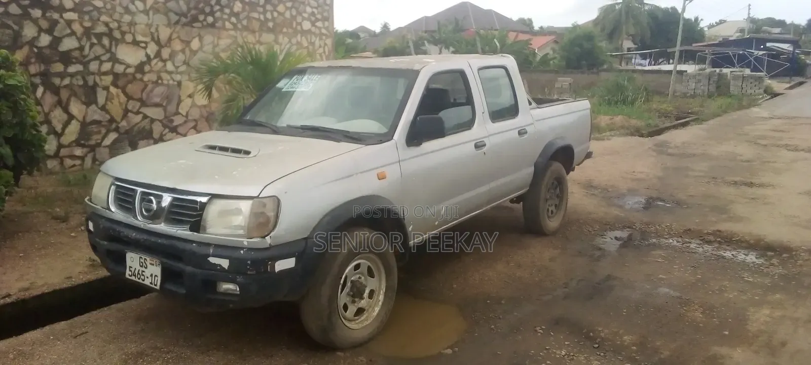 Nissan Hardbody 2004 Silver