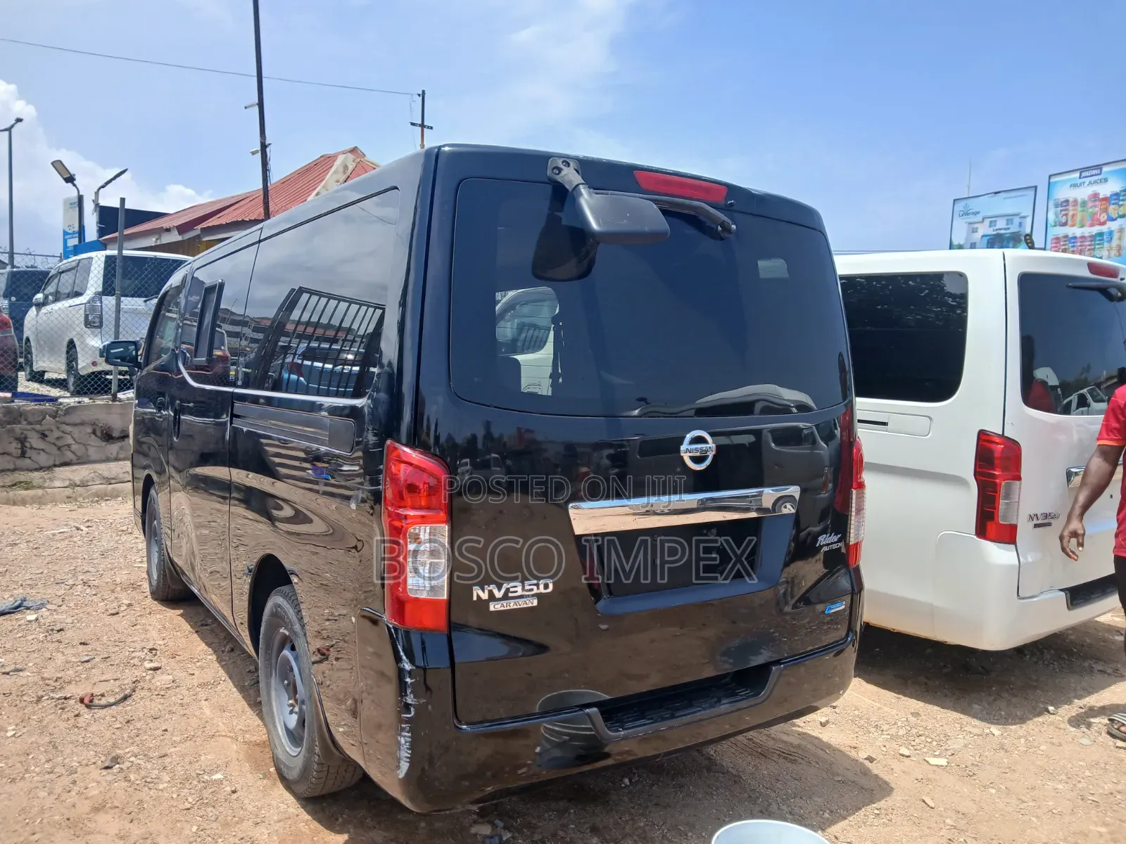 Nissan Caravan (Urvan) 2008 Black
