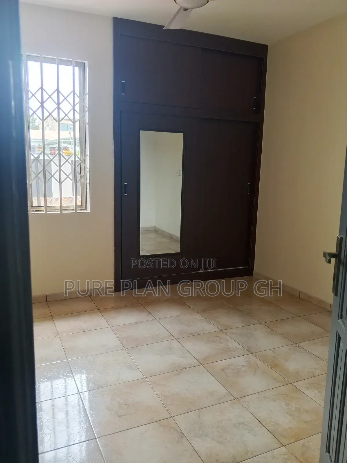 4bdrm Apartment in Parakuo Estate Dome for rent