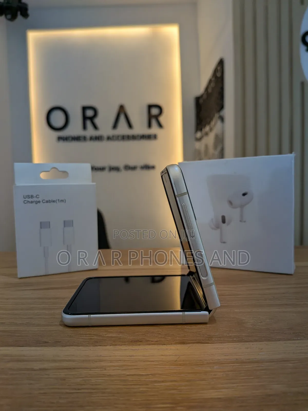 Samsung Galaxy Z Flip4 128 GB Gold