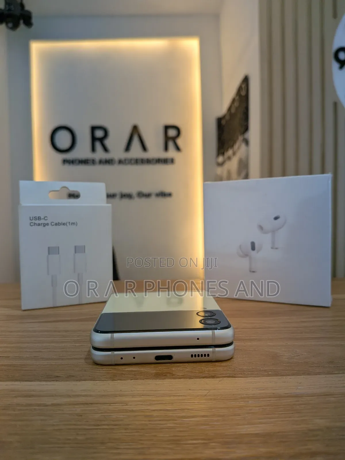 Samsung Galaxy Z Flip4 128 GB Gold
