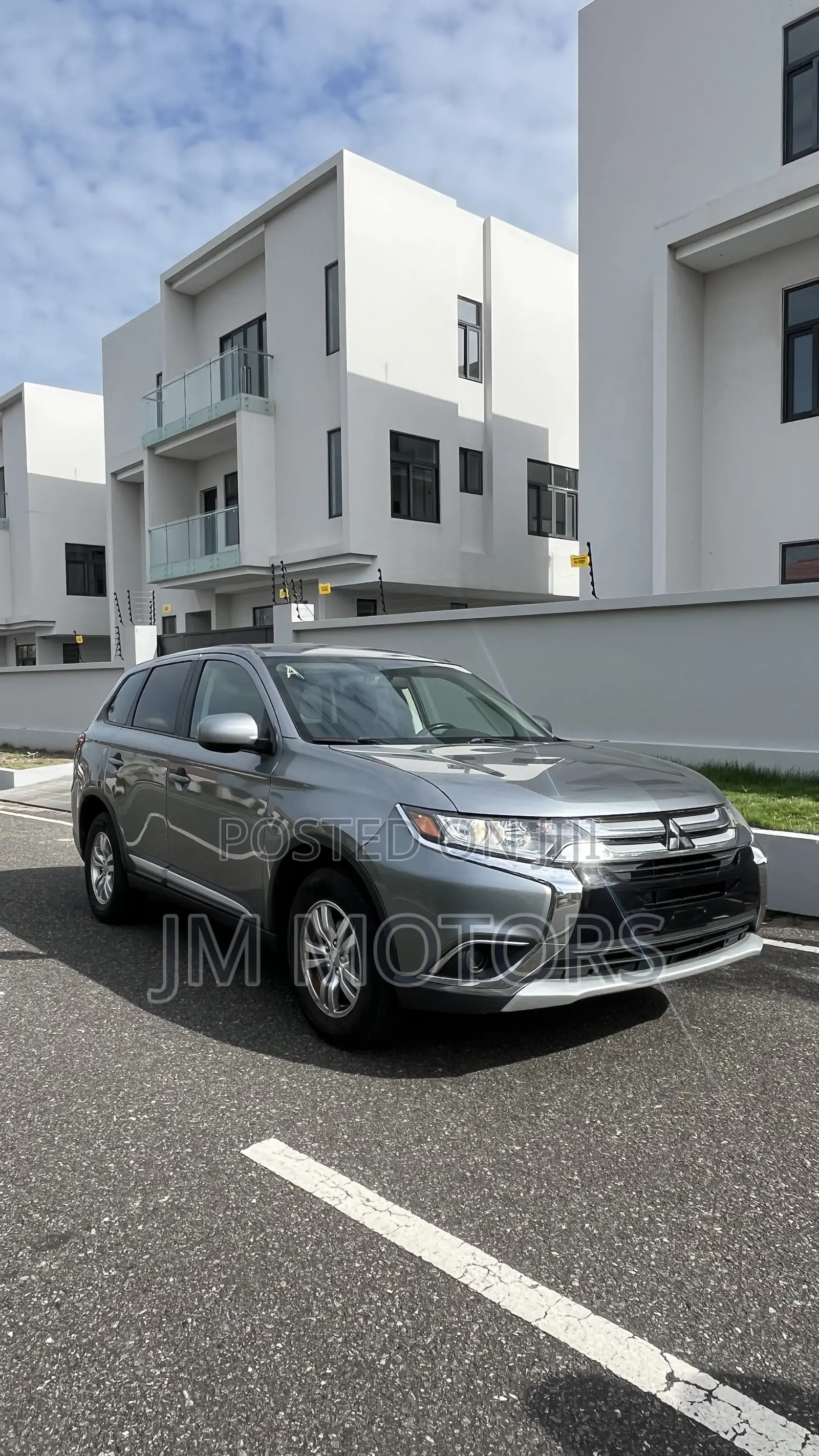 Mitsubishi Outlander 2.0 PHEV AWD 2016 Gray