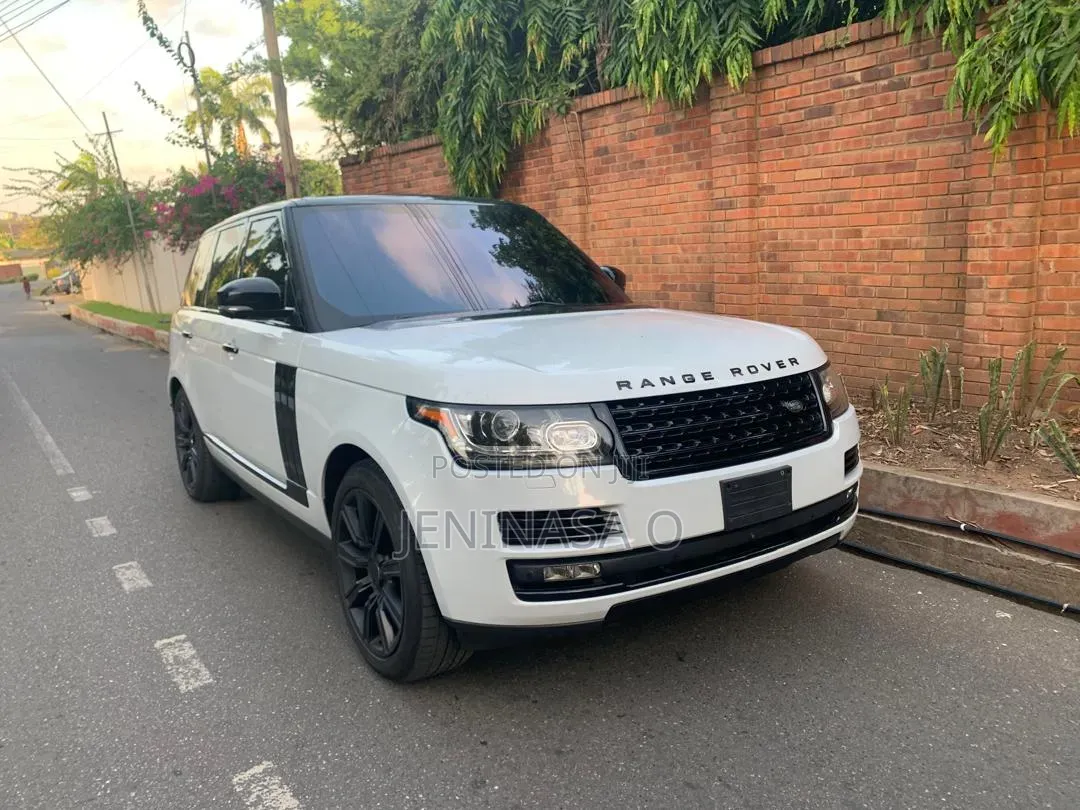 Land Rover Range Rover 3.0L Supercharged HSE 2017 White