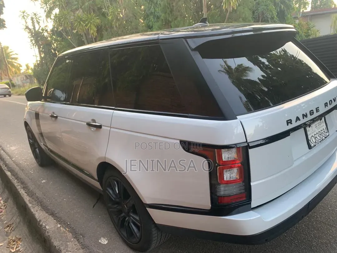 Land Rover Range Rover 3.0L Supercharged HSE 2017 White