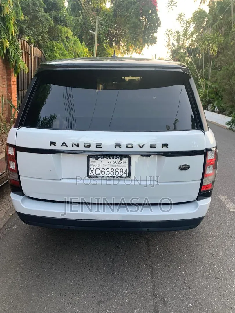 Land Rover Range Rover 3.0L Supercharged HSE 2017 White