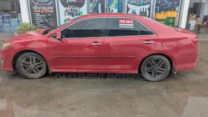 Toyota Camry 2010 Red