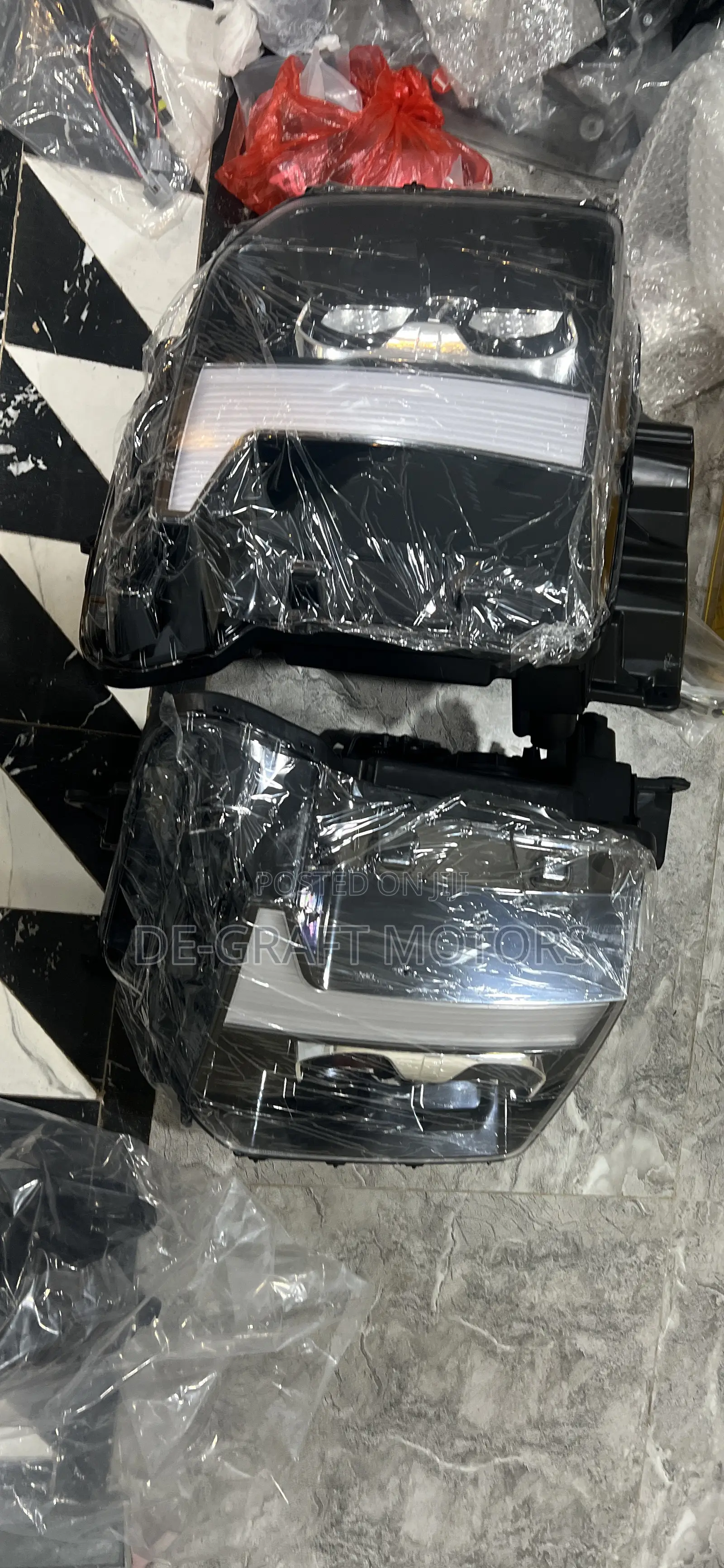 Kia Telluride 25 Headlight