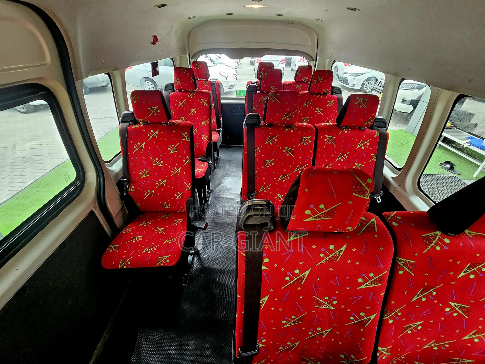 Toyota HiAce 2022 White