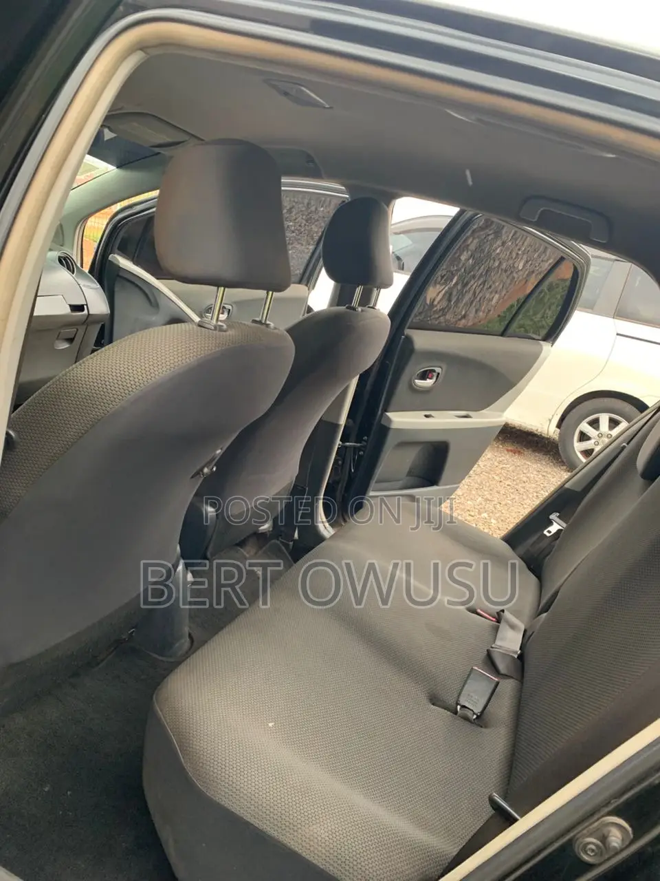 Toyota Vitz 2010 Black