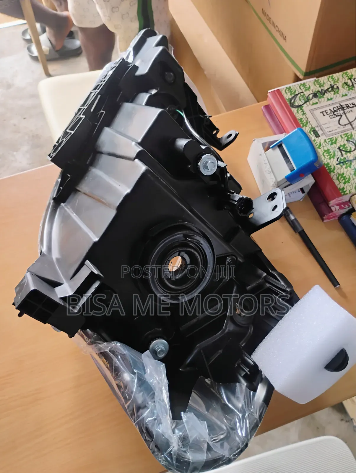 Nissan Versa 2006/2007/2008/2008/2009/2010 Headlight Set