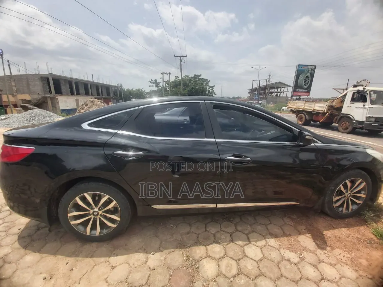 Hyundai Grandeur 2013 Black