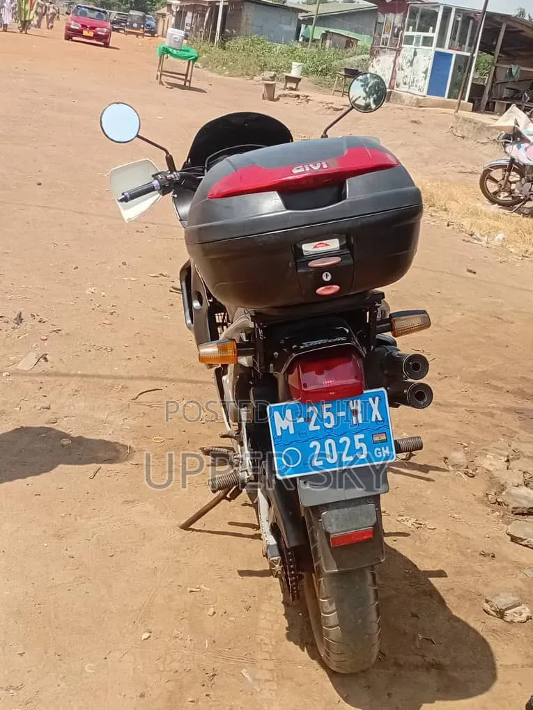 Honda Transalp XL600V 2025 Black