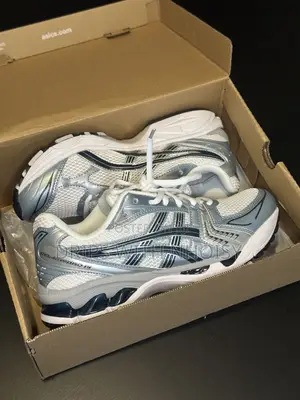 Asics Gel-Kayano 14