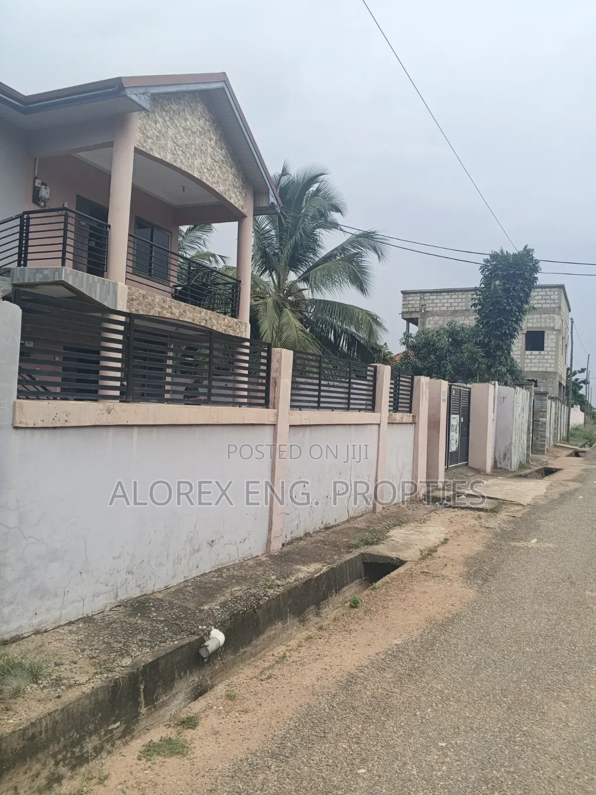 2bdrm Apartment in Danfa for rent