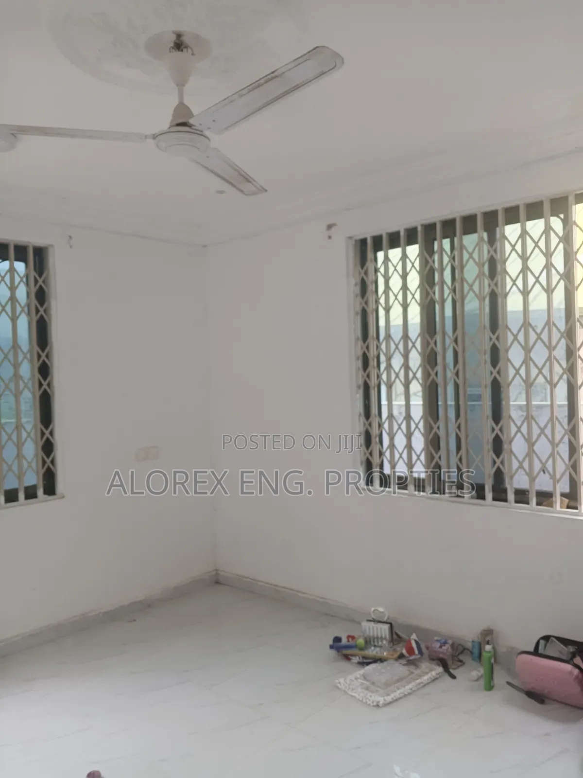 2bdrm Apartment in Danfa for rent