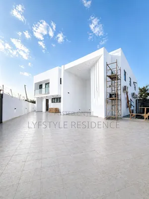 4bdrm House in Adjiringanor, Ability for sale