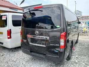 Nissan Caravan (Urvan) 2015 Black