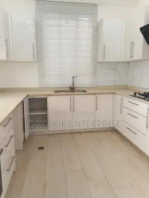 5bdrm House in Achimota for rent