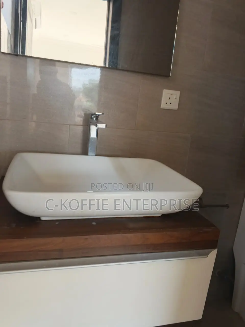 5bdrm House in Achimota for rent