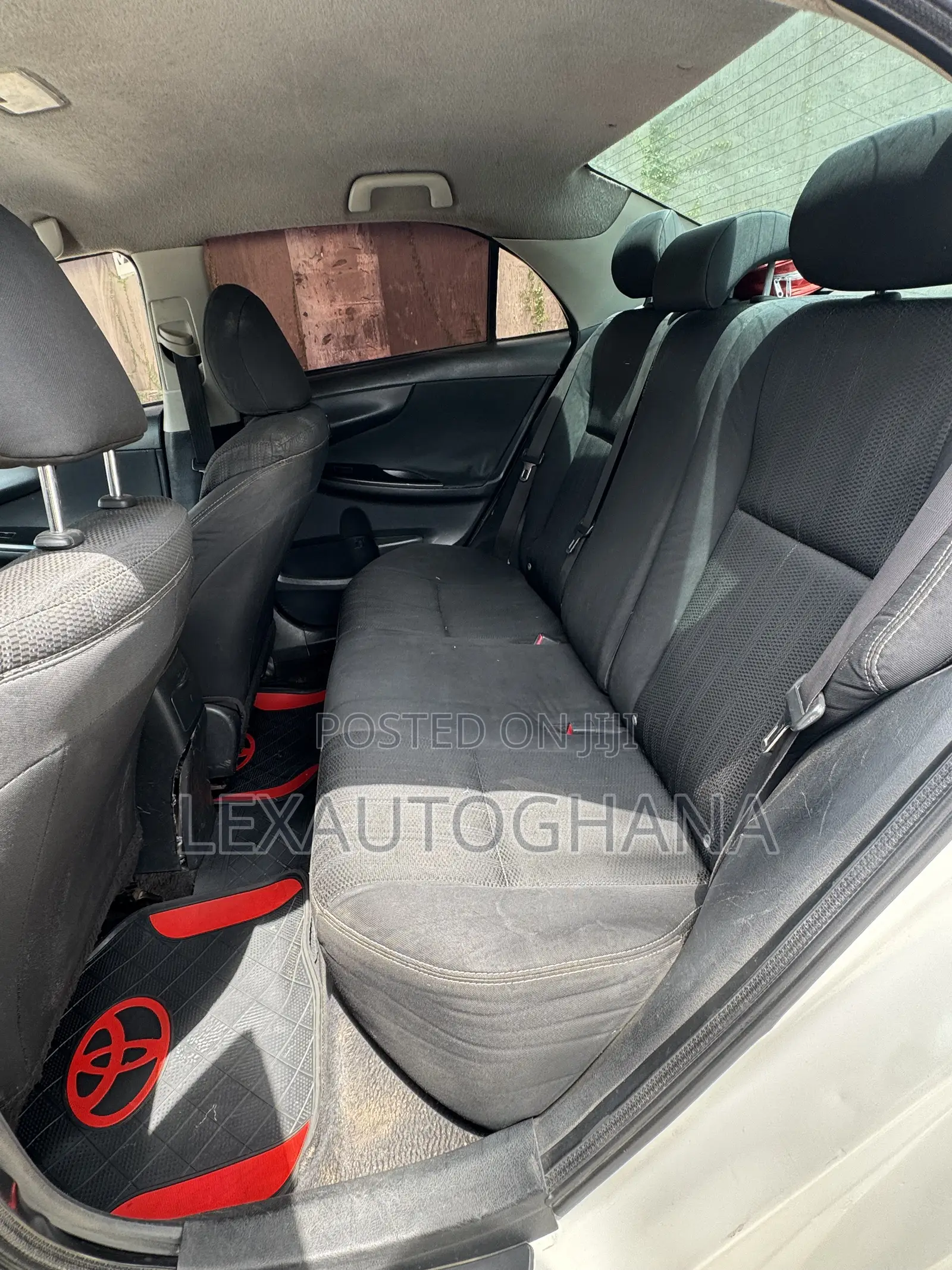 Toyota Corolla 2012 White