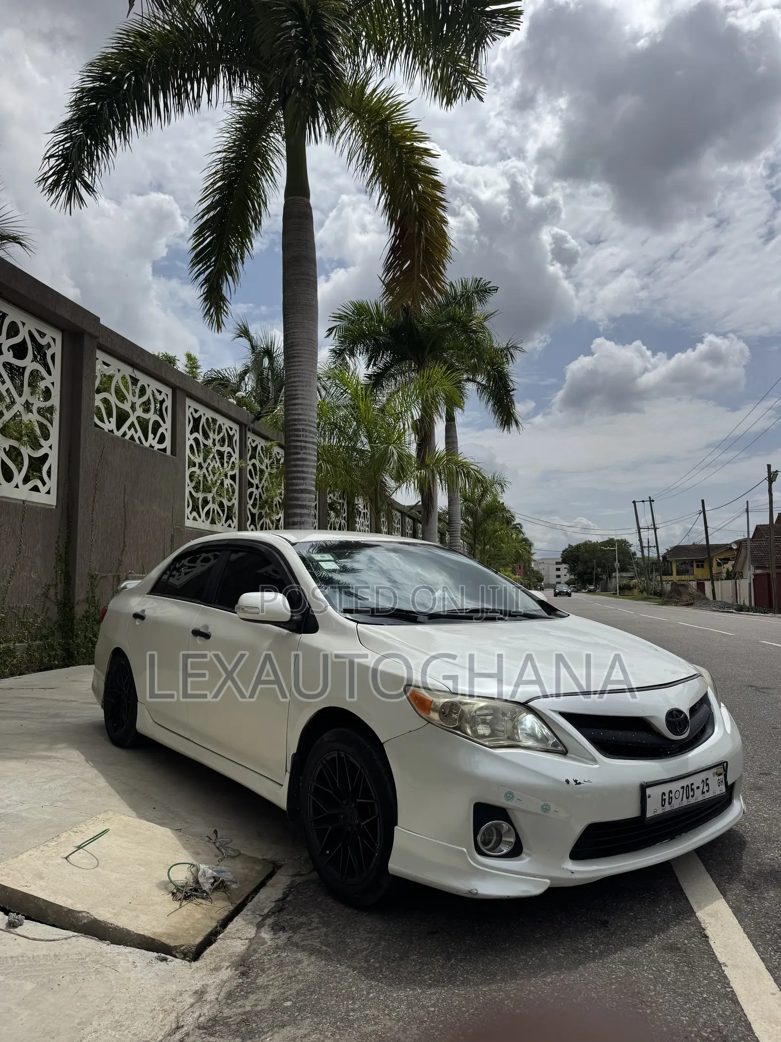 Toyota Corolla 2012 White