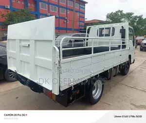 Isuzu Mini Truck