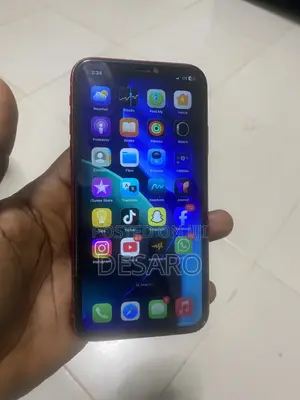 Apple iPhone 11 64 GB Red