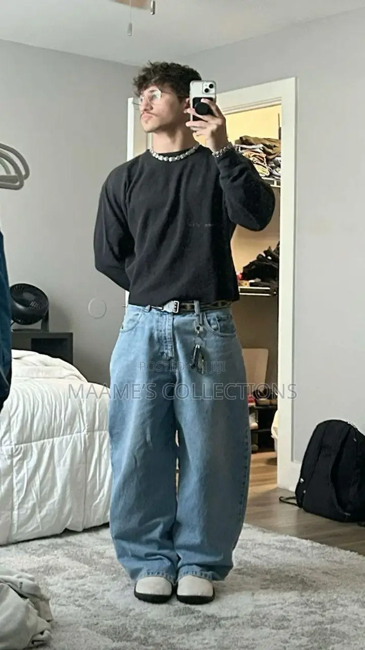 Plain Baggy Jeans (Sizes 30, 32, 33 ,34, 36, 38 )