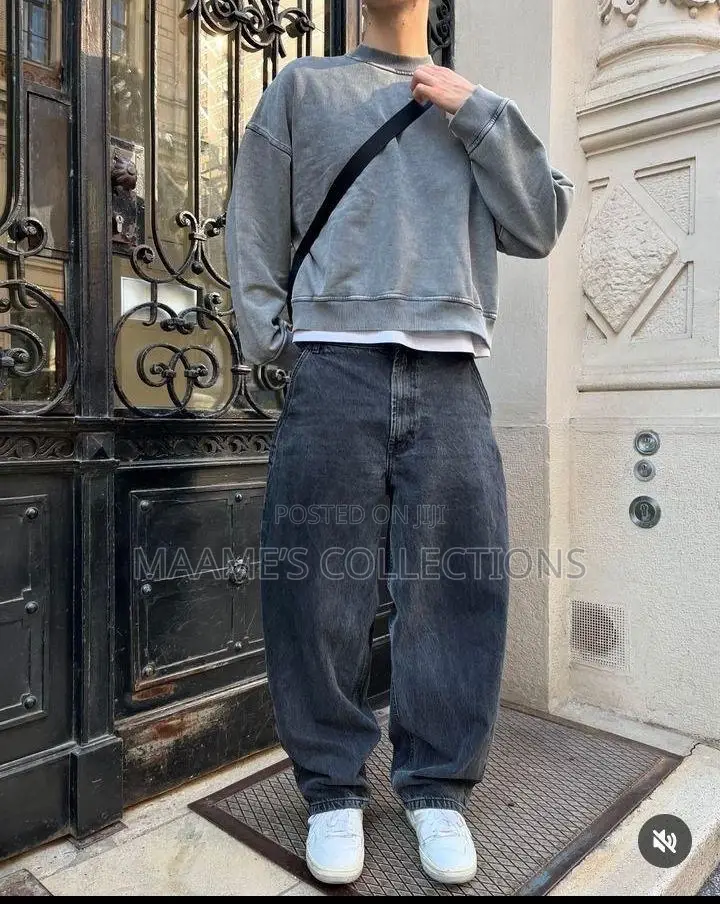 Plain Baggy Jeans (Sizes 30, 32, 33 ,34, 36, 38 )