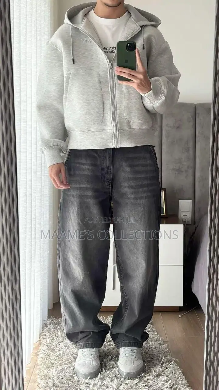 Plain Baggy Jeans (Sizes 30, 32, 33 ,34, 36, 38 )